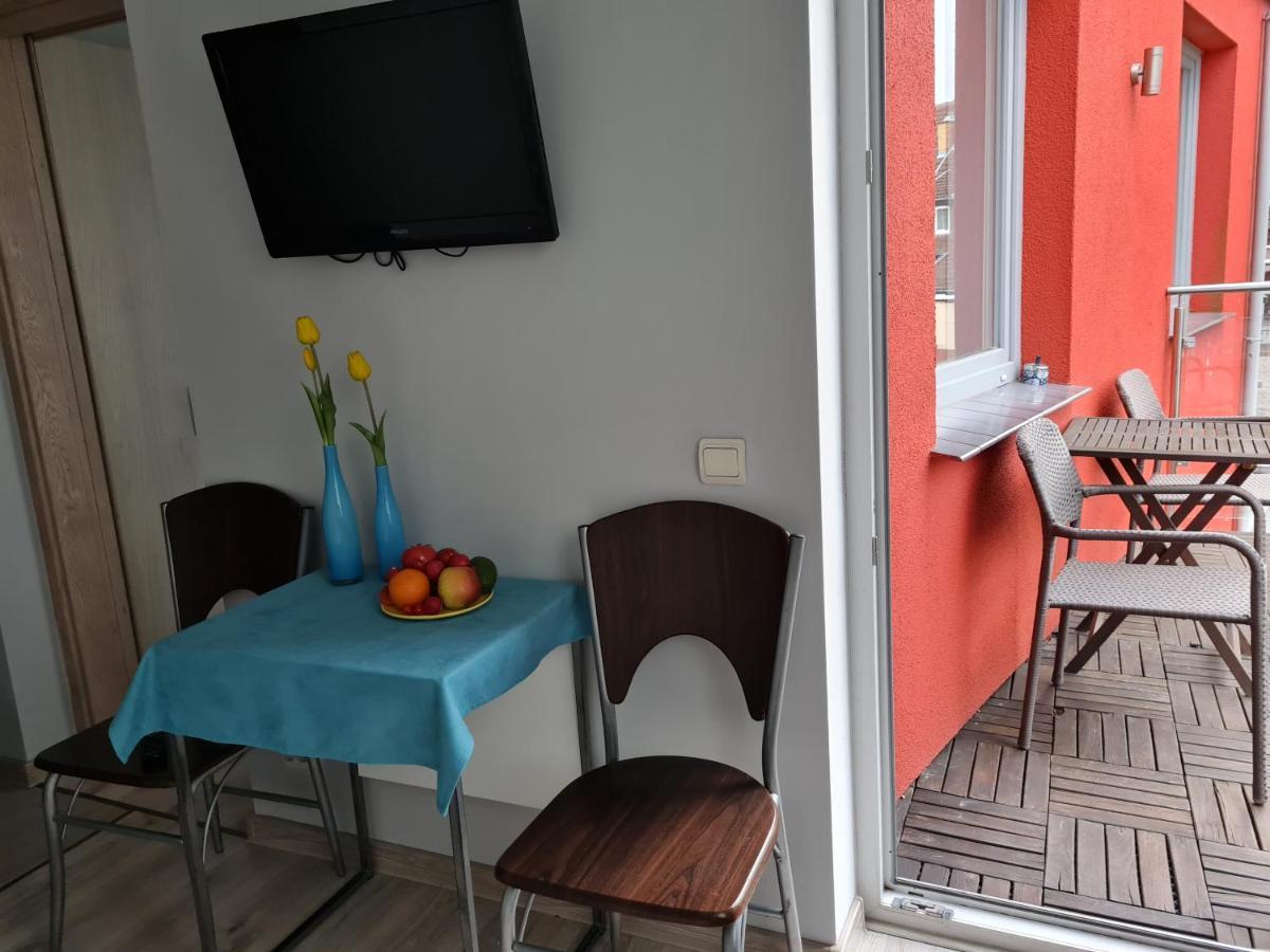 Bela - Pokoje Z Aneksami I Apartamenty Kolberg Exterior foto
