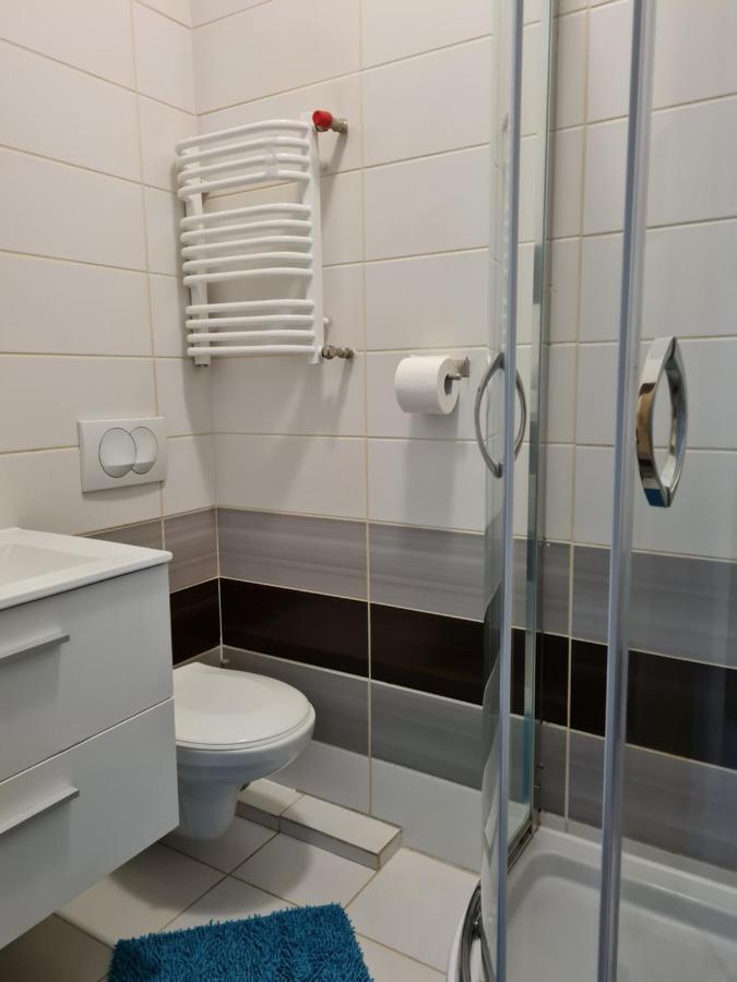Bela - Pokoje Z Aneksami I Apartamenty Kolberg Exterior foto