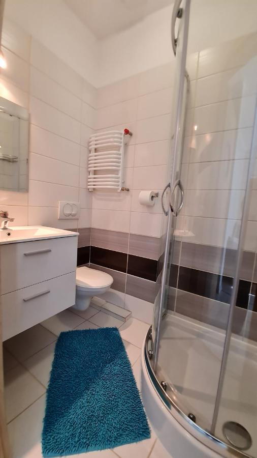 Bela - Pokoje Z Aneksami I Apartamenty Kolberg Exterior foto