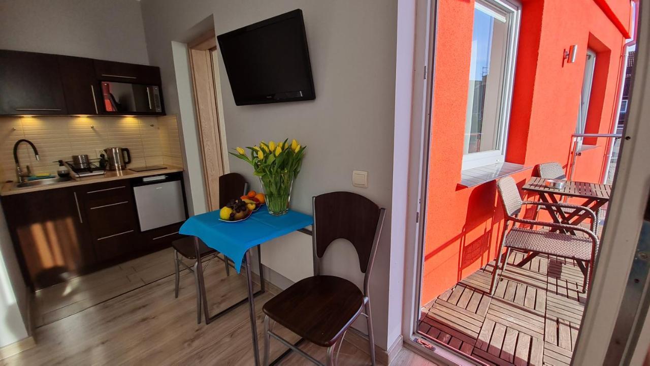 Bela - Pokoje Z Aneksami I Apartamenty Kolberg Exterior foto