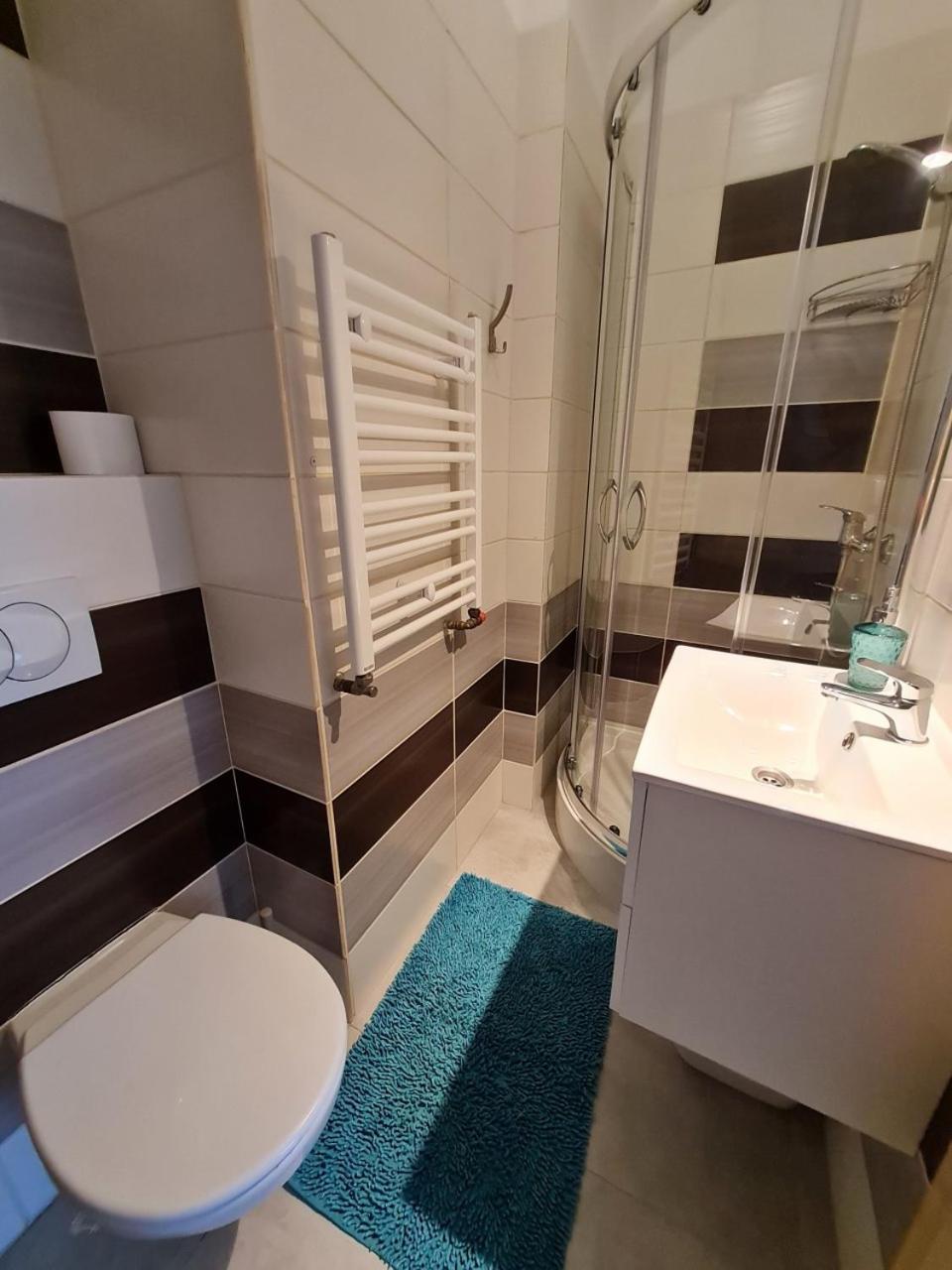 Bela - Pokoje Z Aneksami I Apartamenty Kolberg Exterior foto